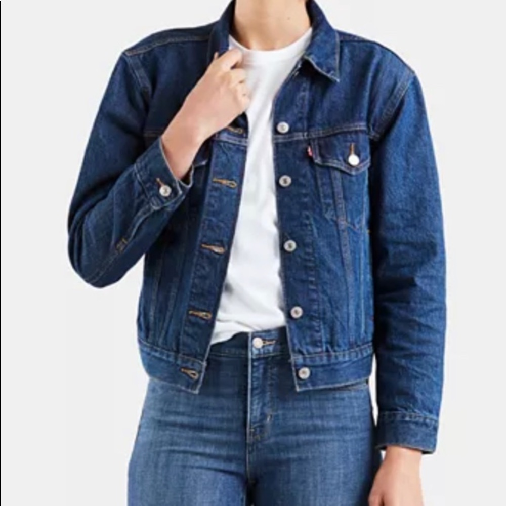 NEW Levi’s Ex-boyfriend Trucker Jacket Large.